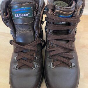 Ladies 7 LL Bean Cresta Hiking Boots